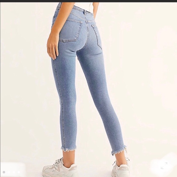Free People Raw High Rise Jeggings Size 26 NWT - Picture 2 of 4